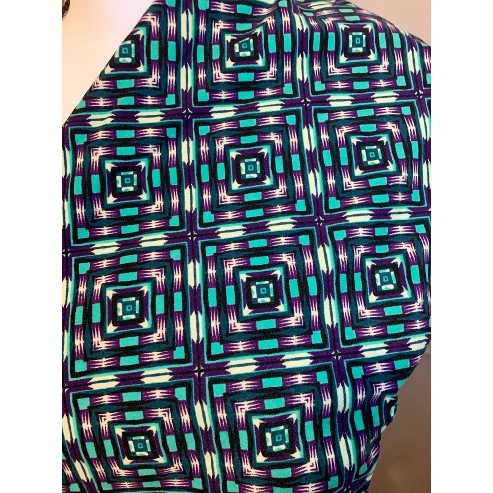 🆕 [Lularoe] NWOT Geometric Leggings, TC